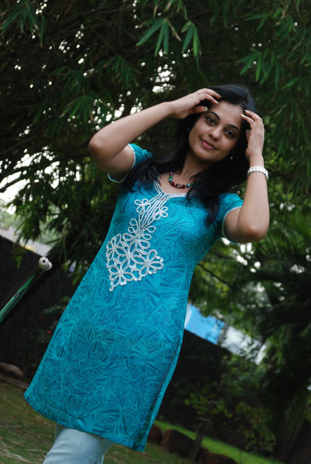 Bindu Madhavi - Meet Veppam Movie Team | Picture 52333